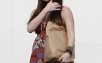 Megan Fox se remet à cacher son ventre