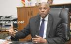 Amadou Matar Bâ très élégant dans son bureau 