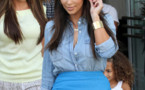 Kim Kardashian sexy en jean