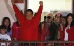 Hugo Chavez réélu président du Venezuela jusqu'en 2019