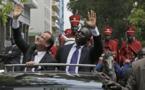 François Hollande encourage Macky Sall à "récupérer les biens mal acquis"