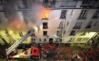 France : un incendie « d'une rare intensité » d'un immeuble du centre de Vincennes fait deux morts