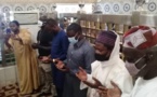 Akon à Médina Baye pour solliciter des prières