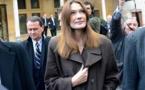 ChereCarlaBruni: tollé sur Twitter contre l'ex-première Dame