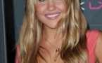 Amanda Bynes : complètement stone dans une boîte de nuit