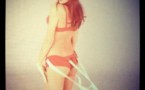 PHOTO Irina Shayk nue ou presque en magnifique mère Noël
