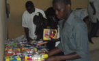 L'association Jeunesse Engagée et Responsable de Saint-Louis distribue 310 lots de fournitures aux enfants démunis