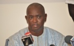 Abdou Latif Coulibaly dans les bras de Macky Sall