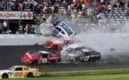 28 spectateurs blessés après un horrible crash à Daytona