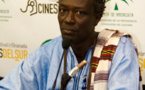Le cinéaste Moussa Sène Absa demande à Macky Sall de « juger » Abdoulaye Wade