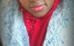 L'ex-mannequin Sira Cissokho toujours impressionnante avec son visage radieux