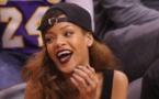 Rihanna en mode street girl et talons hauts pour assister au match des Lakers