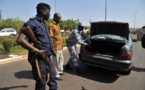 Pour 1000 francs Cfa, 2 policiers maliens passent à tabac un chauffeur sénégalais