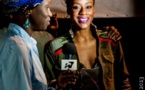 Dyana Seck en mode interview avec une animatrice de la chaîne Africa 7