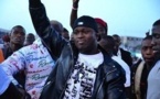 Modou Lô reçoit le prix Diambar