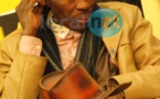 Le chanteur Doudou Seck en mode relax