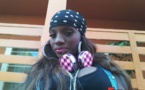 Khady Thiam met sa poitrine en évidence !