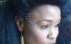La chanteuse GuiGui exhibe son nouveau look