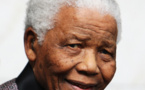 Afrique du Sud : Nelson Mandela, hospitalisé dans un état "préoccupant mais stable"