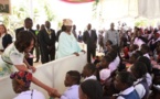 Michelle Obama présente Mandela en modèle à des collégiennes de Martin Luther King