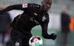 Foot: Wamangituka, l’attaquant congolais de Stuttgart jouait sous une fausse identité