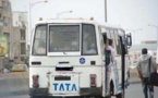Jaxaay- Keur Massar : Un bus Tata finit sa course dans la maison de l’imam, son conducteur s’enfuit