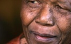 George Bush père, présente ses condoléances à la famille de Nelson Mandela (gaffe)