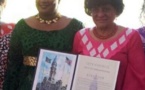 USA – La Mairie de Philadelphie décore la femme sénégalaise
