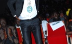 Wally Seck très élégant dans son costume