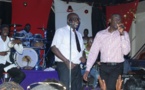 Pape Diouf sur scène avec le maestro Amath Samb