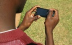 Scandale sexuel à Grand Yoff: Un film mettant en scène deux filles et un homme sur tous les téléphones