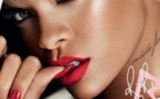 Rihanna s’associe à M.A.C Cosmetics pour la lutte contre le Sida
