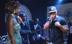 (4) Photos: « Kouy feug éksil » El Hadji Diouf s’empare du micro et met le feu au concert de Coumba Gawlo Seck. Regardez !