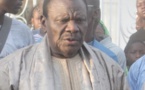 Le show de Cheikh Béthio Thioune au Gamou de Mermoz: « SenTv moyy sougnou tv… kou niou ko rimbakh niou thimbakh lako ». Regardez