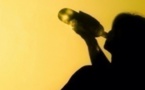 Fausses accusations : Quand une mère alcoolique s’en prend à la domestique de sa fille