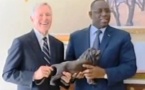 Le secrétaire américain à la Marine visite le Sénégal