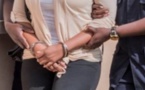 Spécialiste d’escroquerie: Une dame accuse un marchand ambulant qui lui a prêté son téléphone, de vol