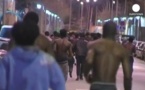 Vidéo: Environ 300 immigrés rentrent de force en Espagne, en plein nuit.