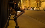 Un homme tire sur une prostituée… La raison !