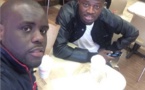 Fata et son pote dans un resto new-yorkais