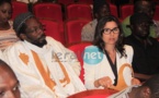 Fadel Barro, coordonnateur de "Y en a marre" avec sa « Guen Gui Deuk »