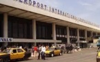 Photos - Macky bunkérise l'aéroport de Dakar 