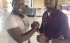 Salam Diallo pose avec son pote