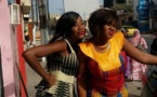 La ravissante Amina Niang pose avec sa copine