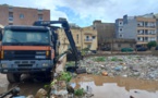 Photos/Videos: Les déchets ralentissent l'évacuation des eaux