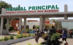 Coup de gueule ! Urgences de l’hôpital Principal de Dakar : Malgré un flux de patients, un préposé à la caisse délaisse son poste pour un petit-déjeuner