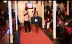 Zoss toujours chaud : Regardez son show devant les jeunes filles