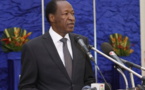 Burkina Faso : le président Blaise Compaoré annonce la dissolution du gouvernement et décrète l'état de siège