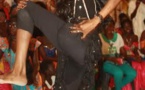 Photos – La danseuse Fatou Worè et ses fausses hanches