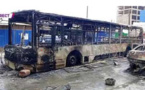 Des bus Dakar Dem Dikk incendiés, le trafic suspendu